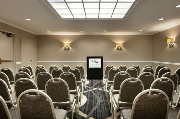 Images DoubleTree by Hilton New York LaGuardia Airport