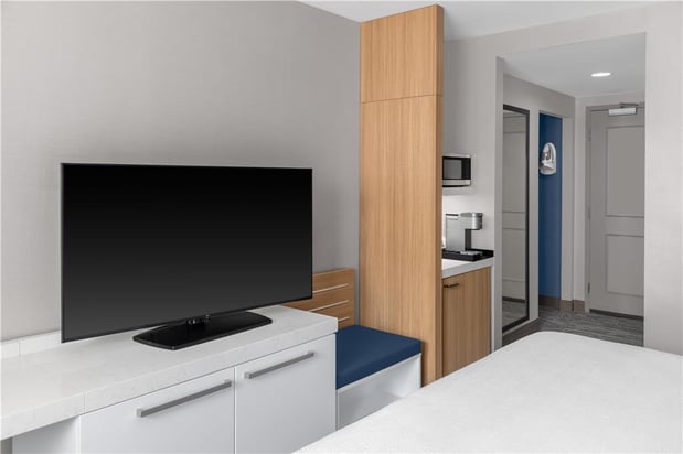 Images Hilton Garden Inn Queens/JFK Airport