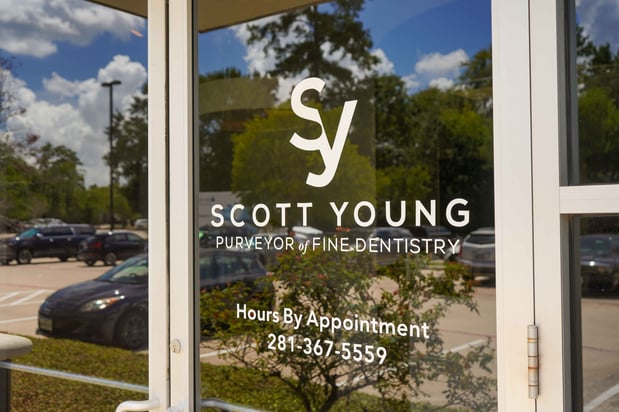 Images Scott Young, DDS
