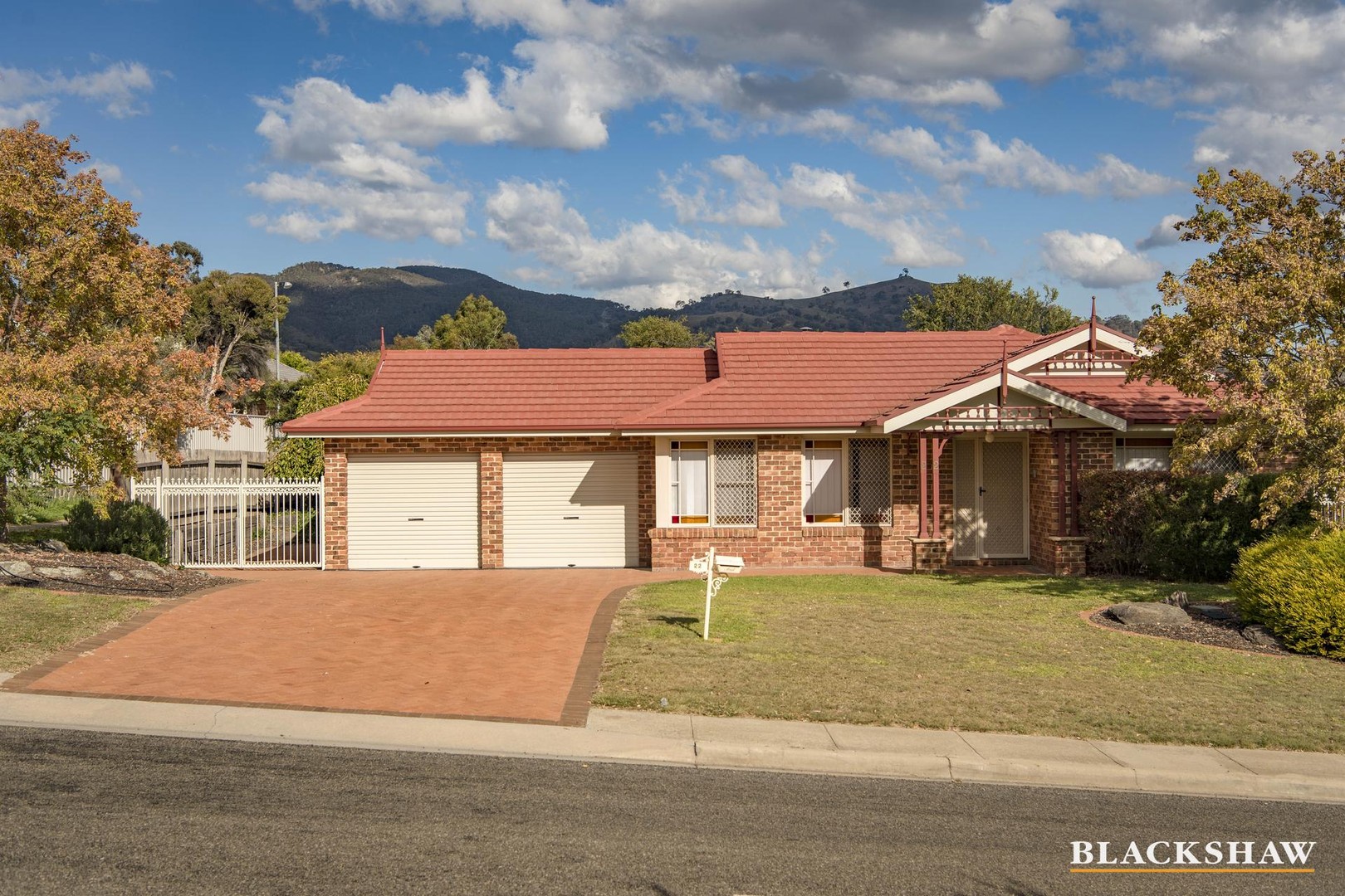 Images Blackshaw Real Estate Tuggeranong