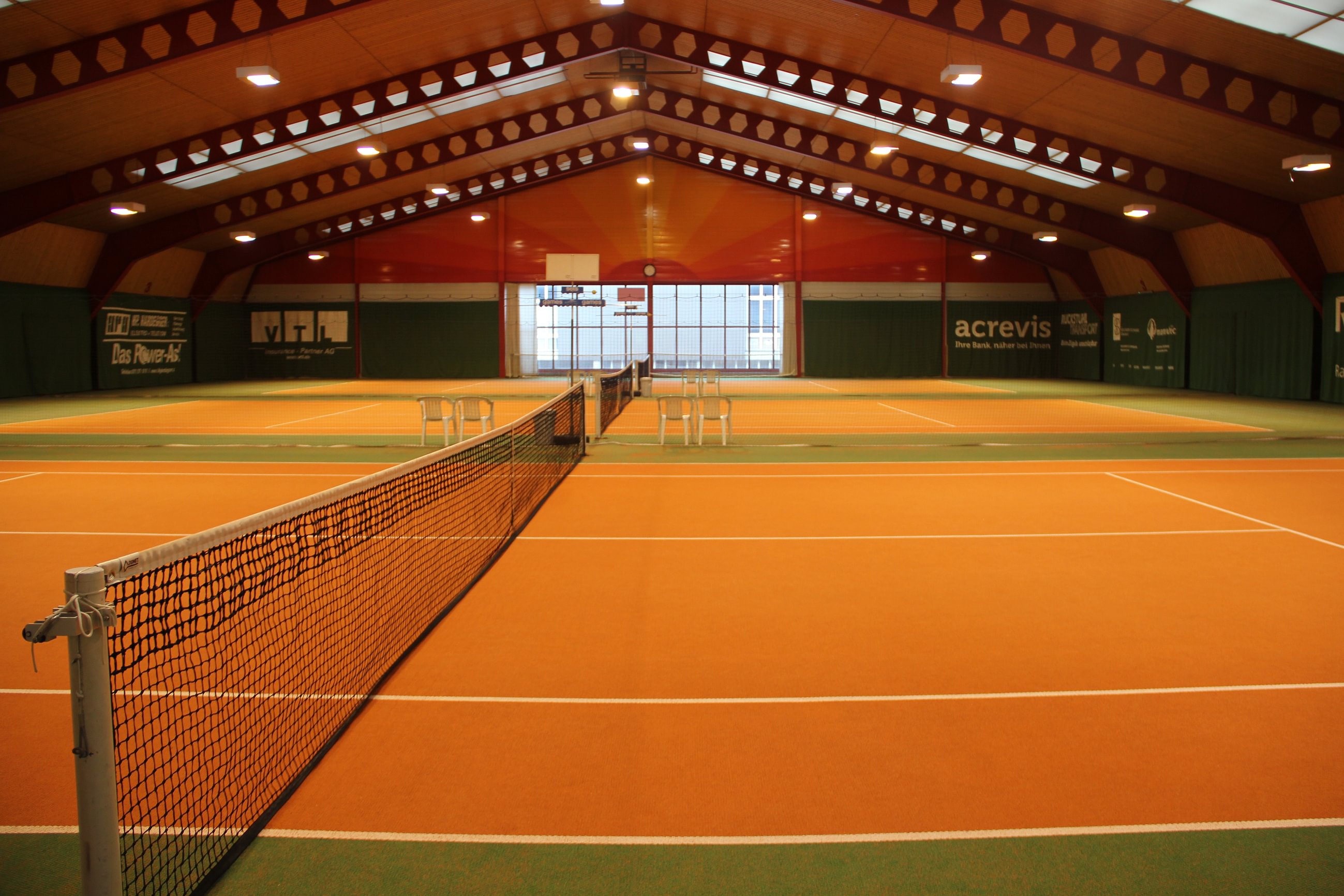 Tennis- Badmintoncenter Ullmann Halle GmbH, Gaiserwaldstrasse 16 in St. Gallen