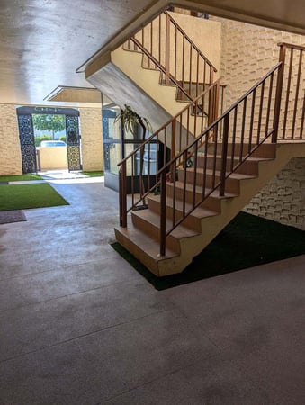 Images 440 Professional Building LLC