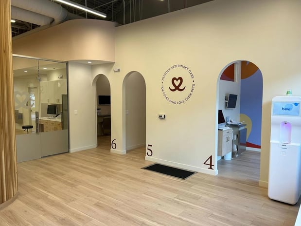 Images Petfolk Veterinary & Urgent Care - East Cobb Marietta