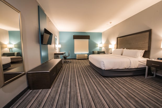 Images Holiday Inn Express & Suites Houston - Hobby Airport Area by IHG