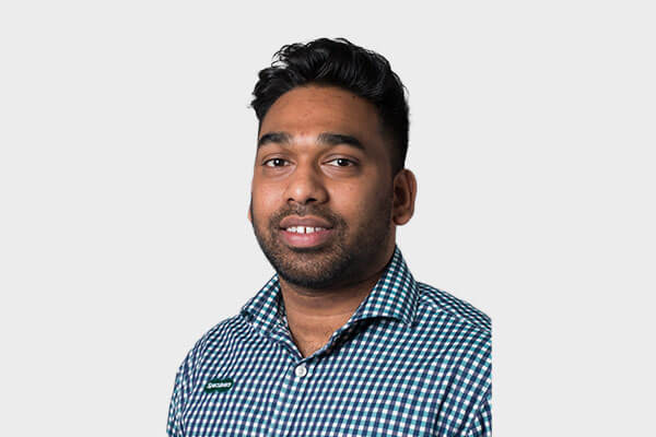 Nikhil Chinta Nathaniel, Optometrist partner in our Chartwell Shopping Centre store