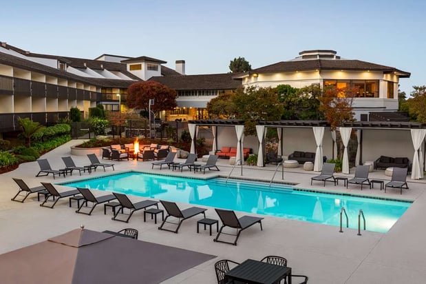 Images Hilton Garden Inn Monterey