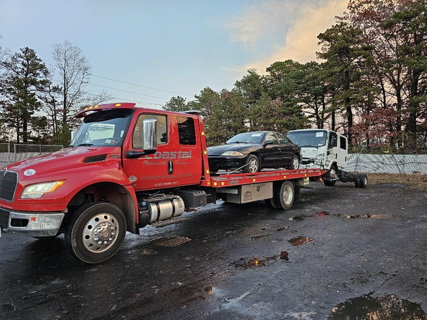 Images Coastal Collision & Towing