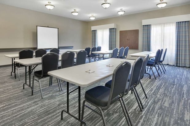 Images Hampton Inn & Suites Childress