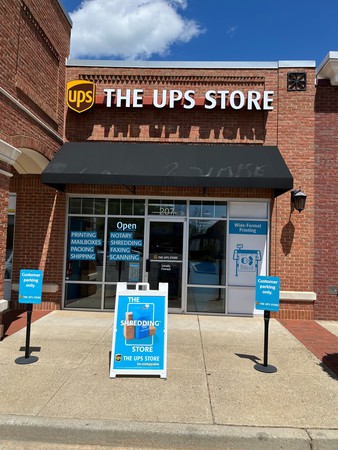 Images The UPS Store