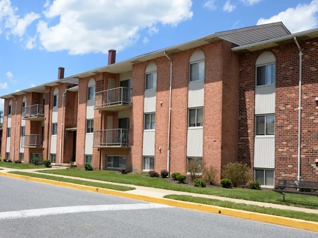 Images Windsor House Apartments*