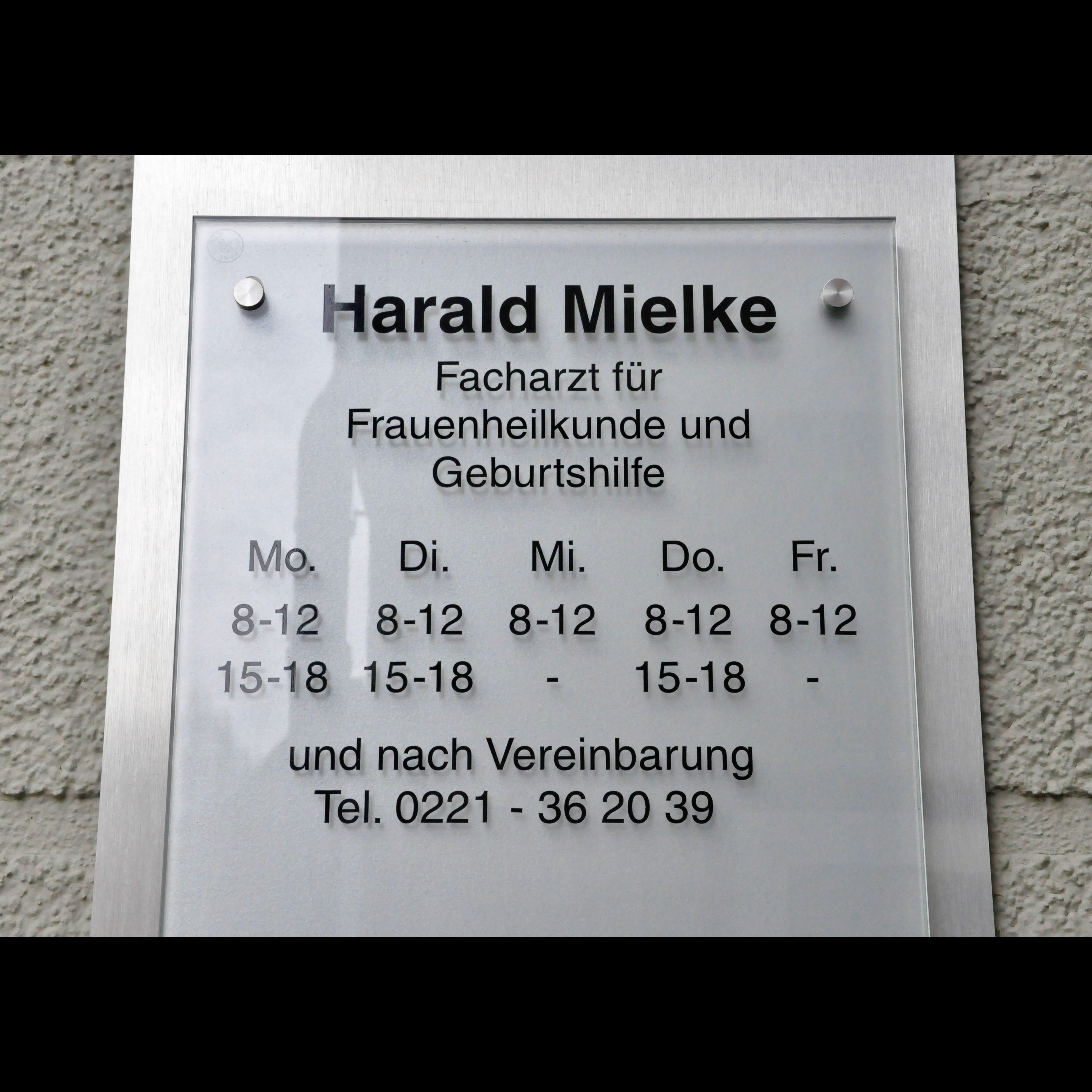Bilder Frauenarzt Köln I Geburtshilfe Köln I Harald Mielke