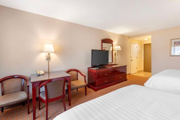 Images Best Western Plus West Covina Inn