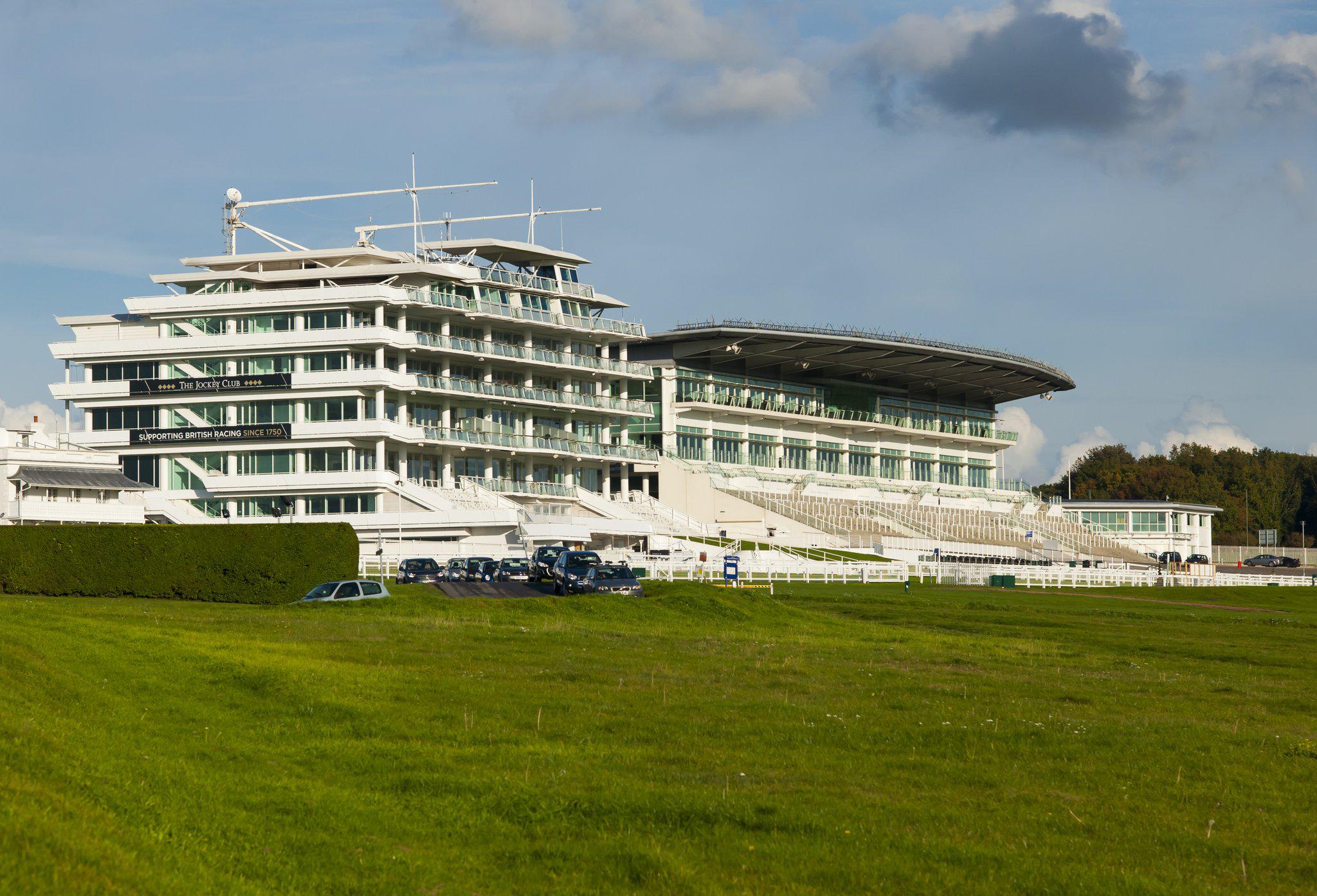 Images Holiday Inn Express London - Epsom Downs, an IHG Hotel