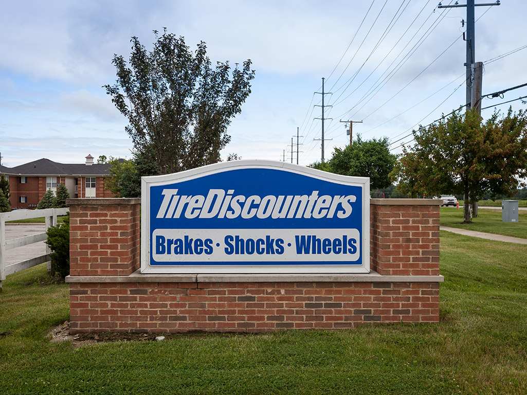 Tire Discounters on 5759 N Hamilton Rd in Columbus
