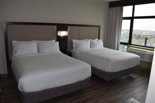 Images Holiday Inn Express Long Island City E - New York by IHG