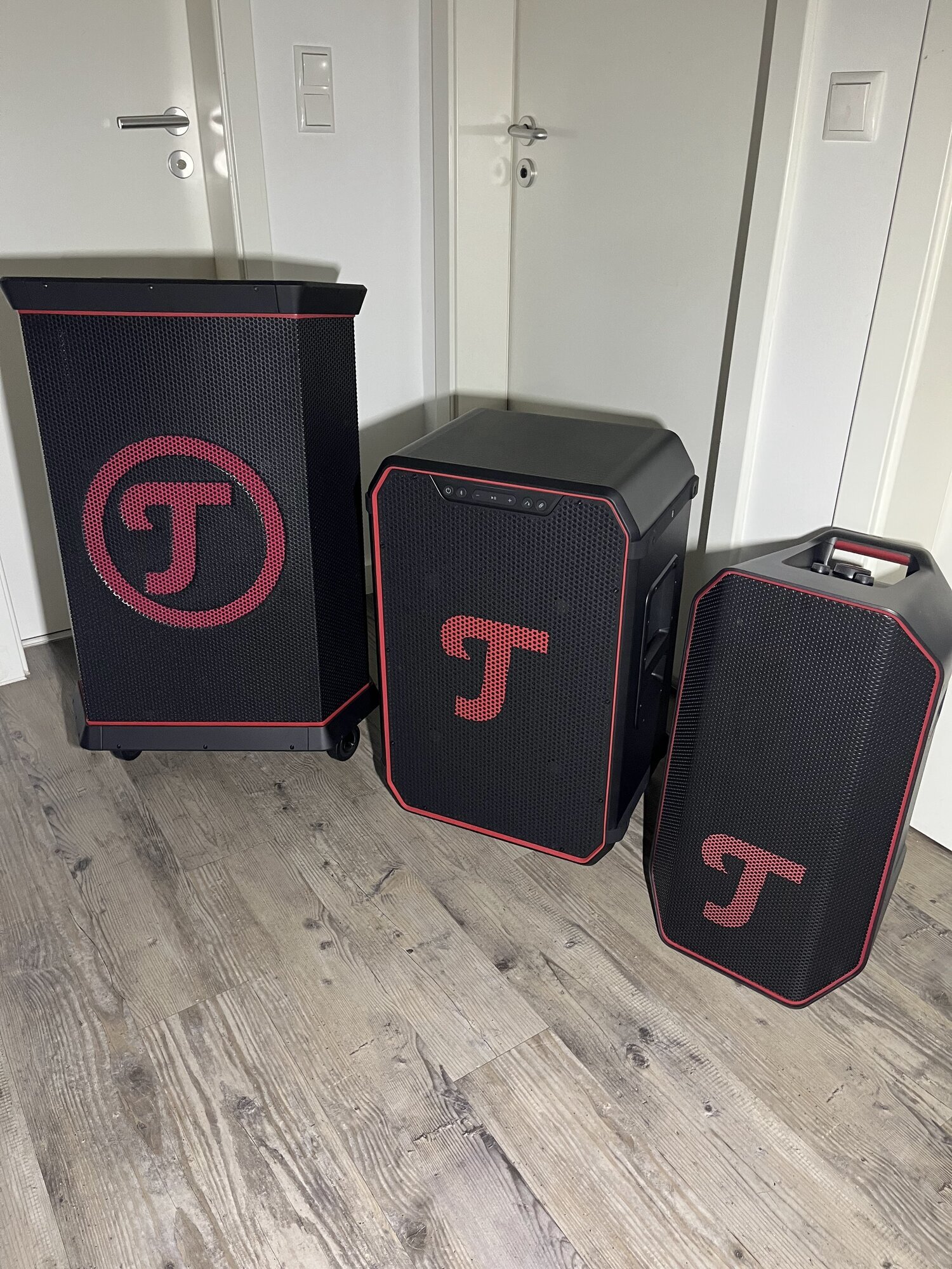 Bilder SOUNDBOKS  JBL Partybox Verleih - Lautsprecher mieten in Hamburg beim Eventservice Hamburg - der Partyverleih