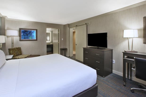 Images Holiday Inn Columbus Dwtn-Capitol Square by IHG