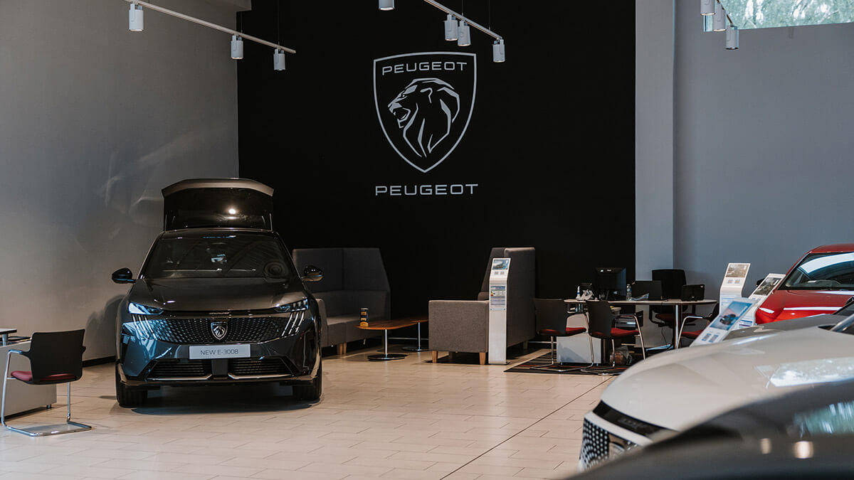 Evans Halshaw Peugeot Hull Interior Showroom