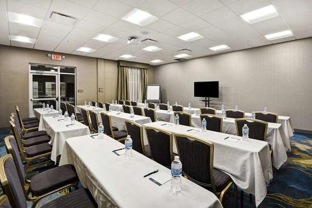 Images Homewood Suites by Hilton Warren Detroit
