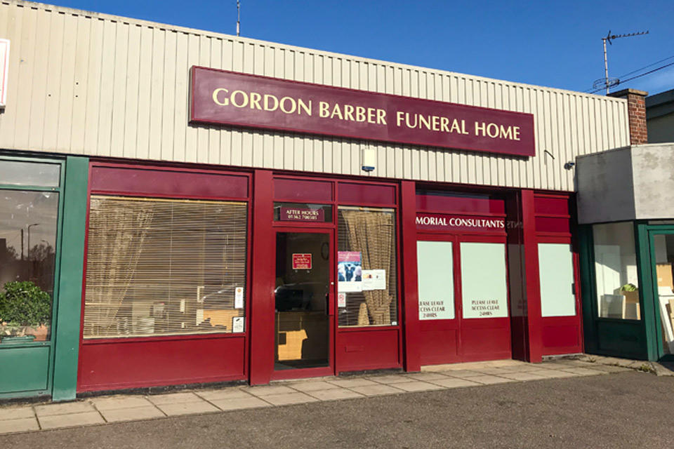 Gordon Barber Funeral Directors Dereham 01362 700505