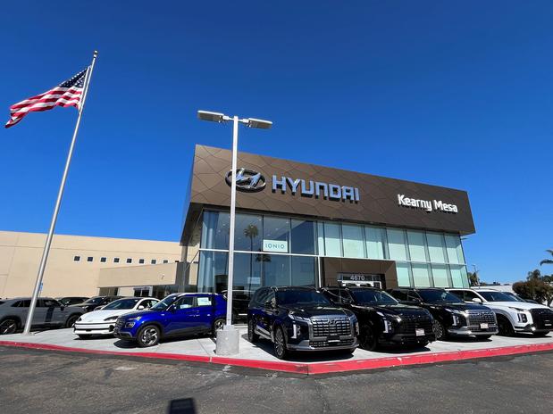 Images Kearny Mesa Hyundai