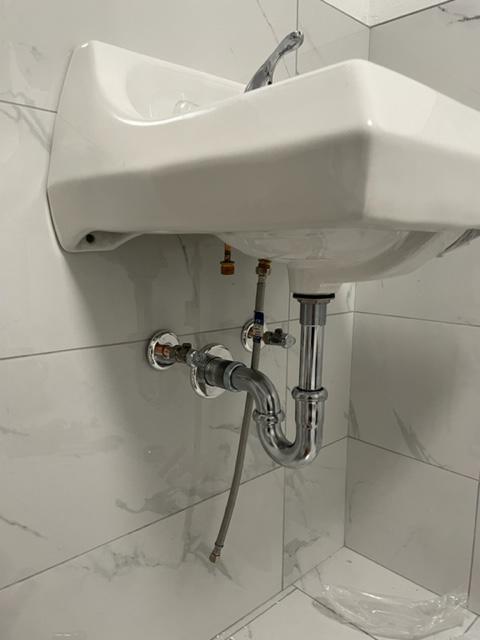 Samy's Plumbing- reparacion de llaves