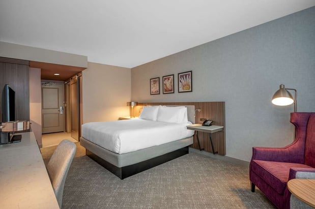 Images Hilton Garden Inn Boston Logan Airport