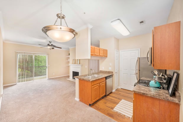 Images MAA Beverly Crest