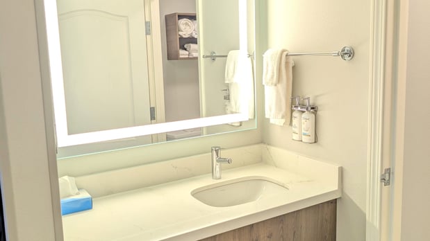 Images Staybridge Suites Bismarck by IHG