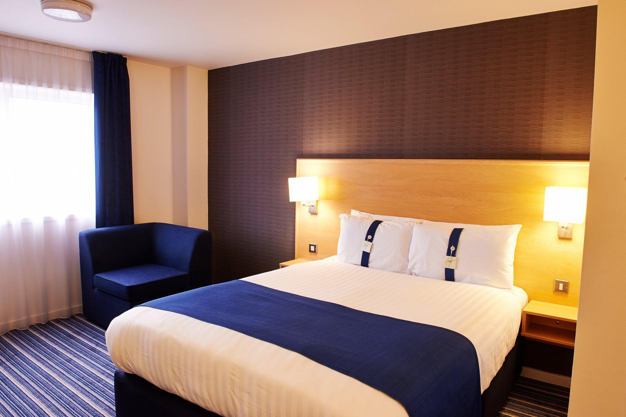 Images Holiday Inn Express Manchester Airport, an IHG Hotel