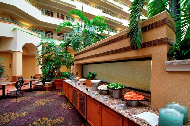 Images Embassy Suites by Hilton Greensboro Airport
