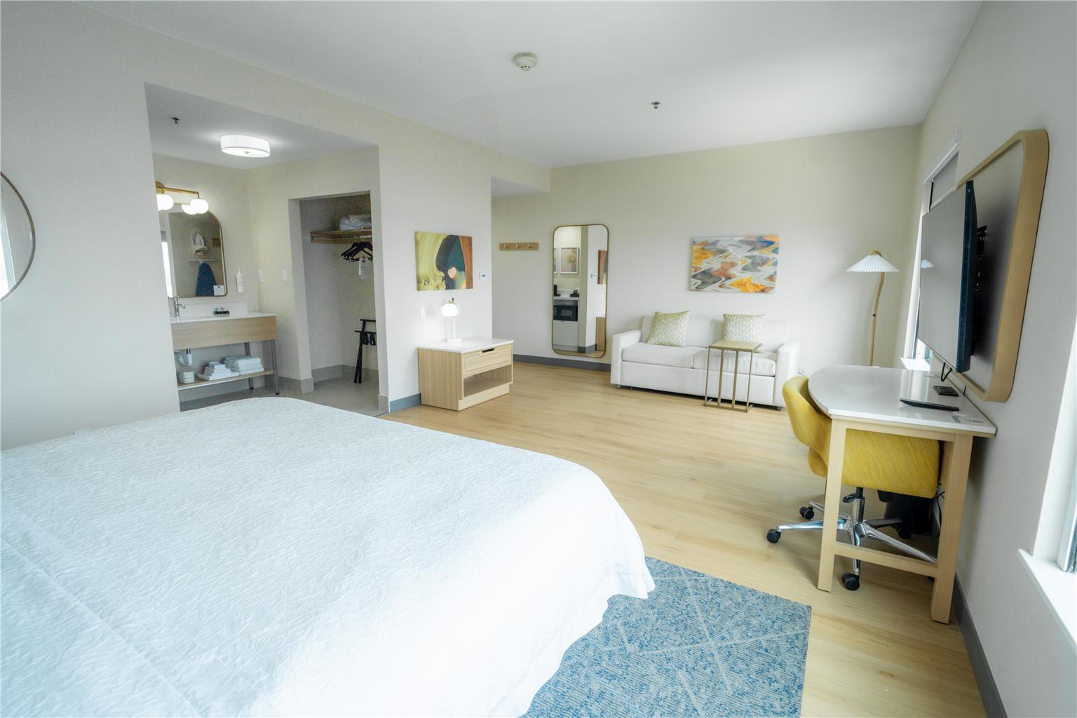 Guest room 