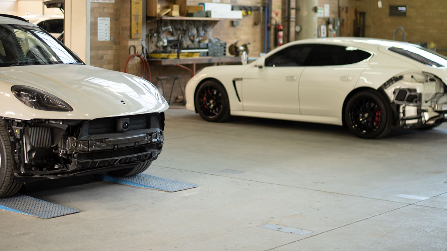 Images RJP Official Body Repair Centre