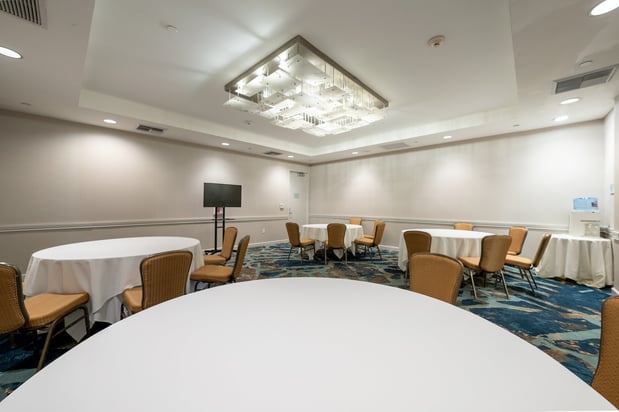 Images Crowne Plaza Ventura Beach by IHG