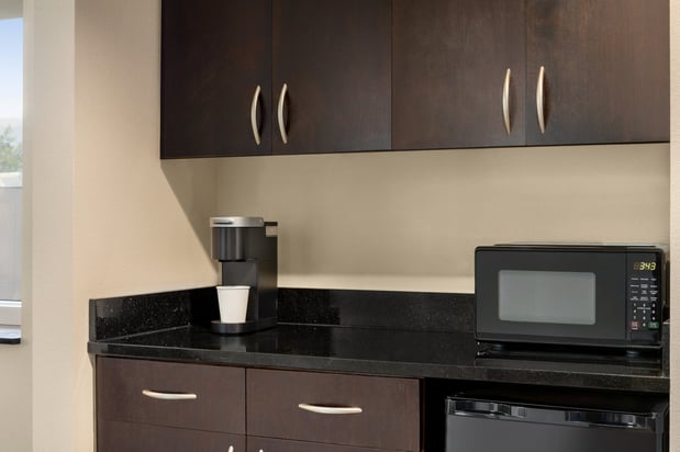 Images Holiday Inn Express & Suites Colorado Springs Central by IHG
