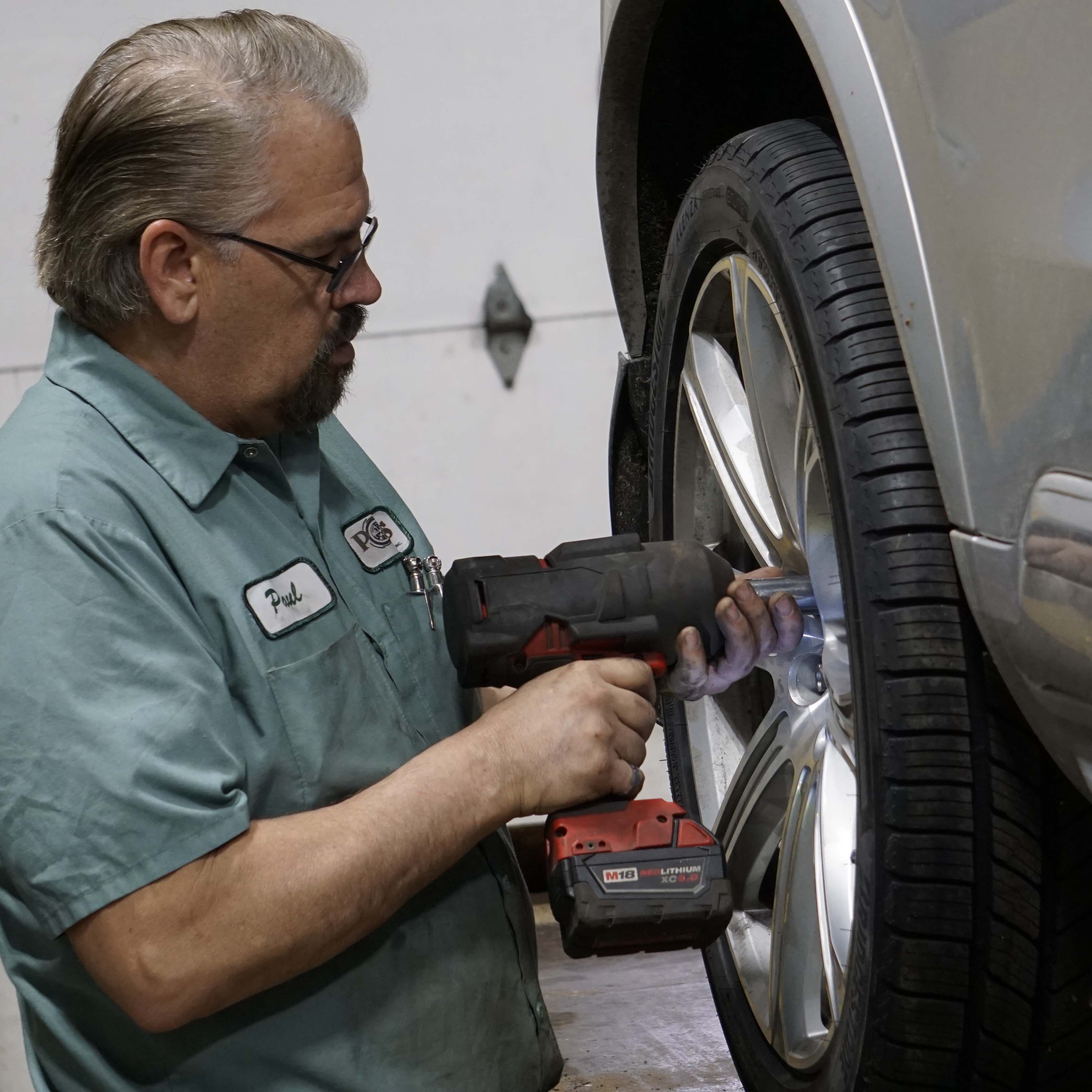 Auto Service Tire Service