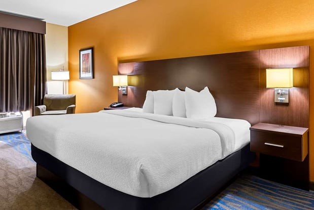 Images Best Western St. Louis Airport North Hotel & Suites