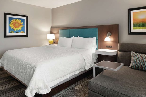 Images Hampton Inn Champaign Southwest