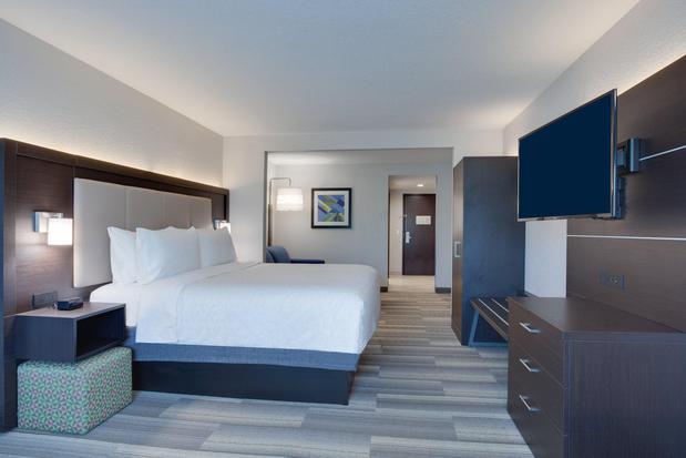 Images Holiday Inn Express & Suites Ft. Lauderdale Airport/Cruise by IHG