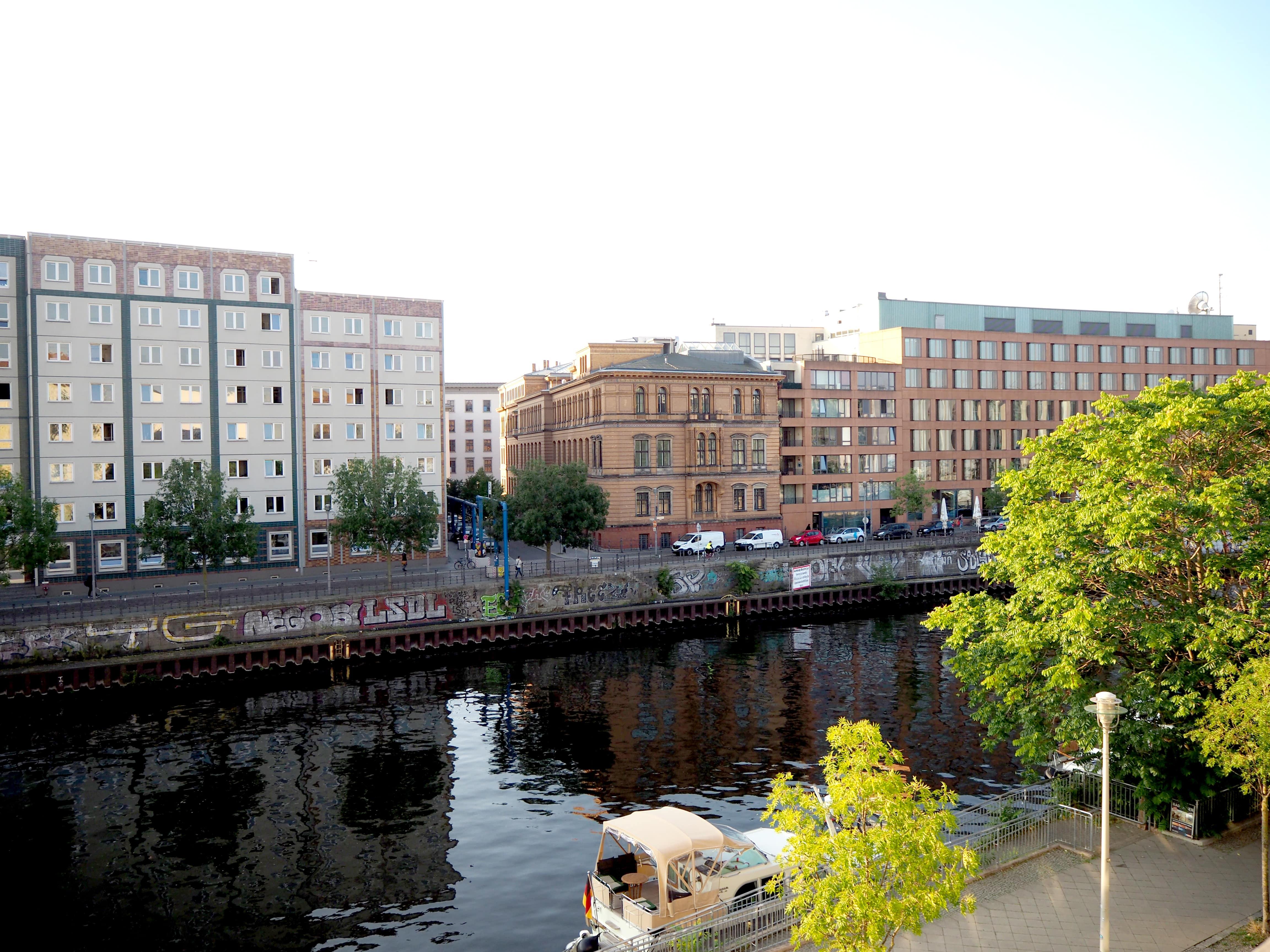 Brands United 360 GmbH, Schiffbauerdamm 19 in Berlin