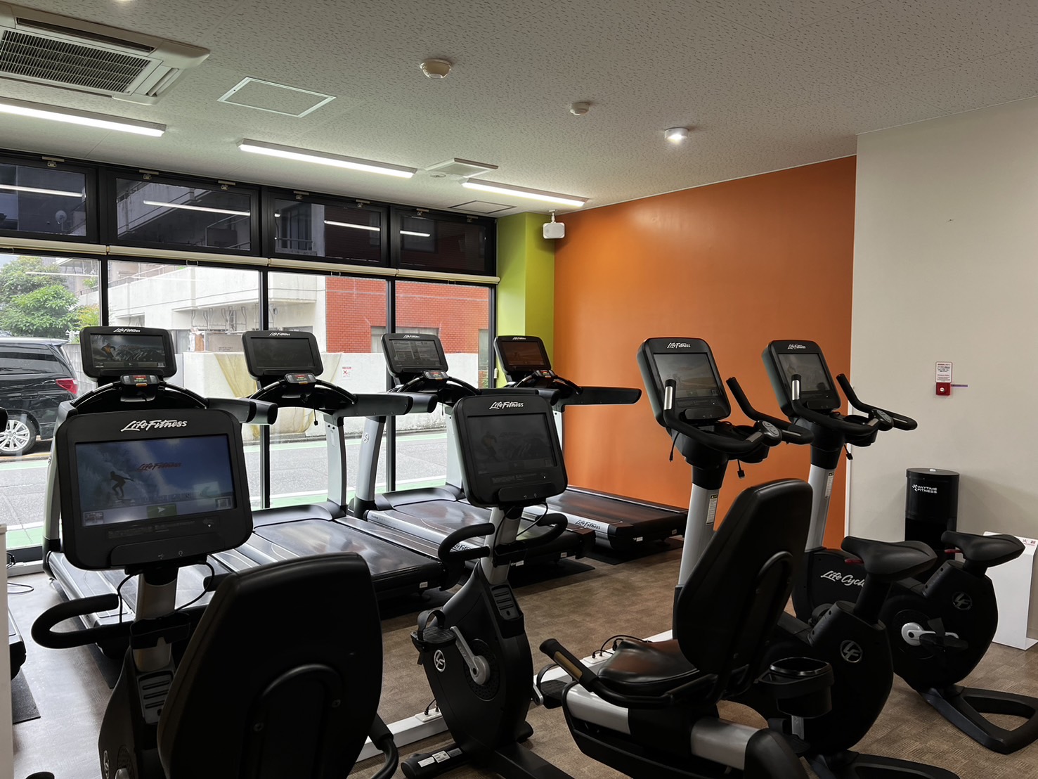 Images エニタイムフィットネス 高砂店