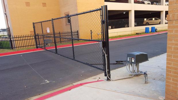 Images NEED-A-FENCE, INC.