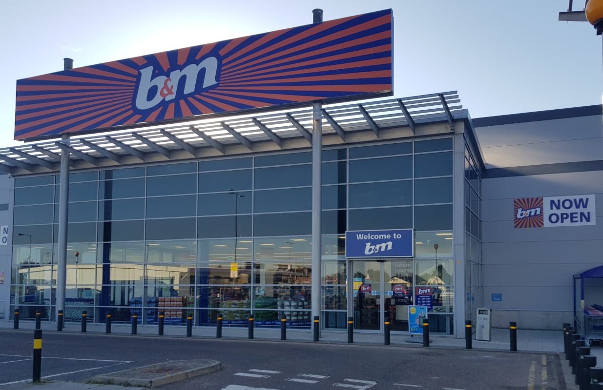 B&M has opened its newest store at Crescent Link Retail Park, Londonderry.