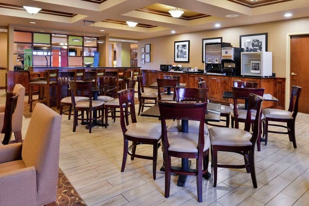 Images Hampton Inn Greensboro-East