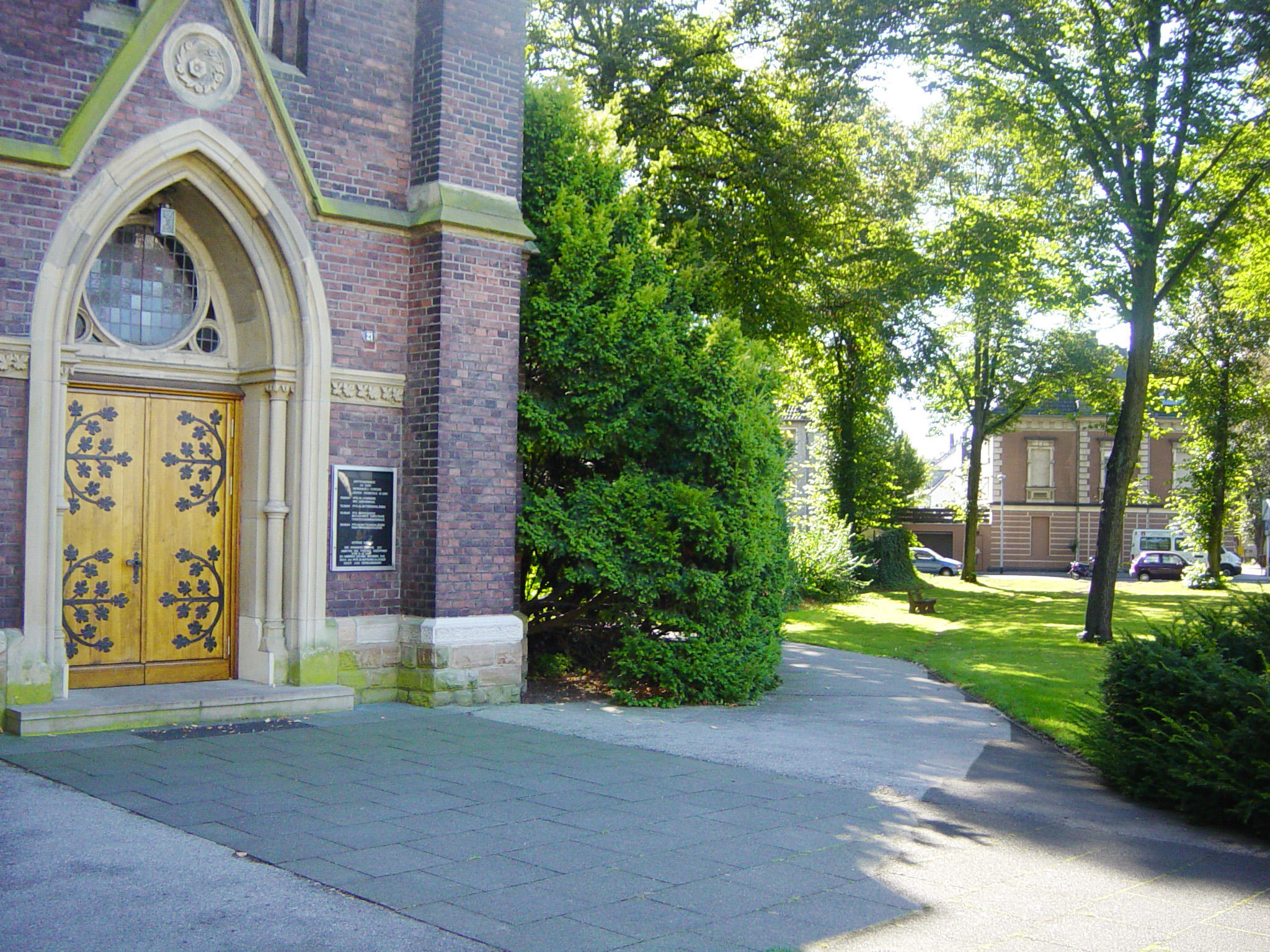 Bild 1 Immanuelkirche - Evangelische Lukaskirchengemeinde in Mülheim an der Ruhr