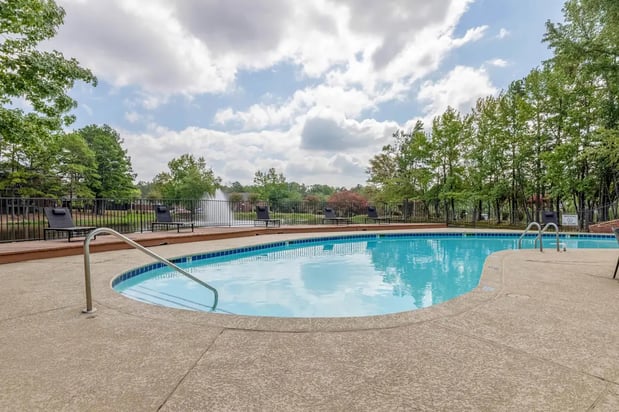 Images The Waters at Chenal Apartments