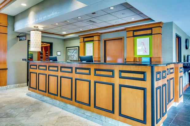 Images Hilton Garden Inn Louisville Airport