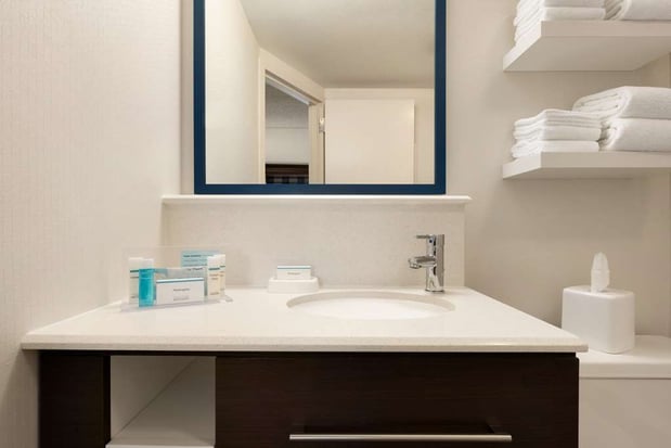 Images Hampton Inn Appleton-Fox River Mall Area