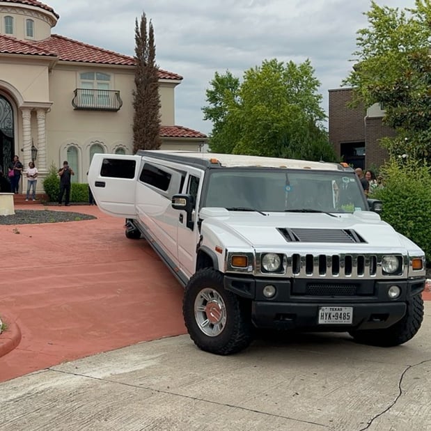 Images Addison Xpress Car & Limo Service