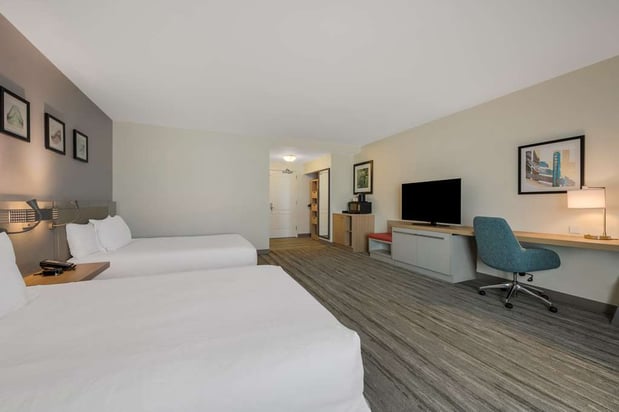 Images Hilton Garden Inn Rockford